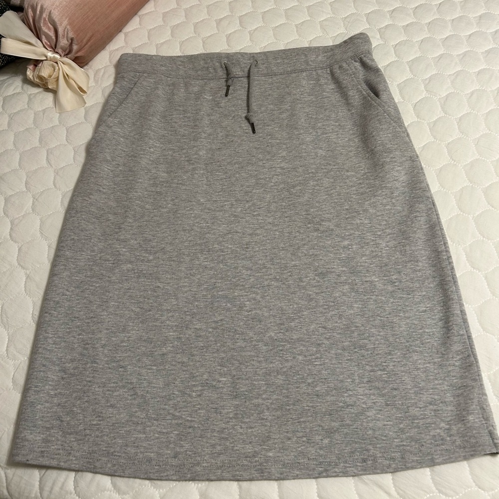 Inherit gray sweatshirt skirt Sz (XL)